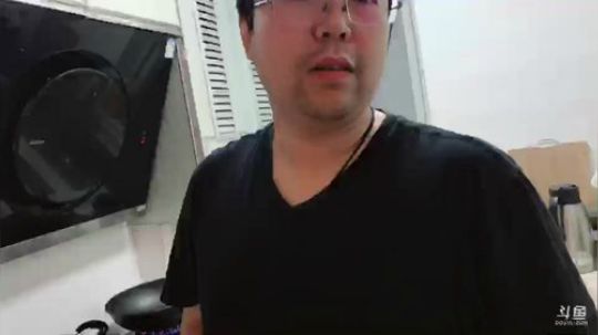 ~~~歌神吃鸡之路~~~ 2018-08-26 02点场