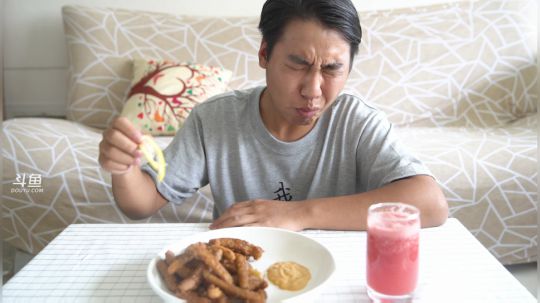 August丶21th发布了一个斗鱼视频2018-08-28