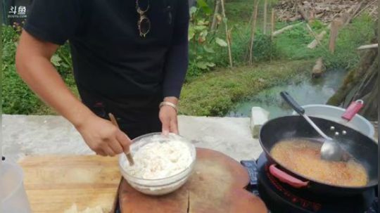 呵呵今天做大盘鸡 2018-08-29 15点场