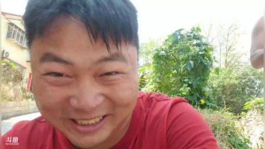 灭蜂小分队出发，下午接哲哥。 2018-08-30 12点场