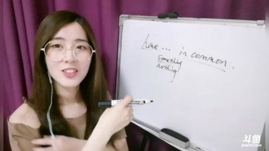 娜娜：月底了，好方～～～～ 2018-08-30 19点场