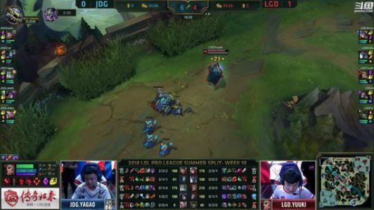 我在斗鱼看英雄联盟官方赛事直播英雄联盟