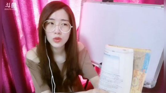 娜娜：上课啦上课啦～～9学开学啦 2018-09-02 09点场