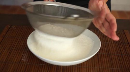 快餐炸鸡 - 食谱的秘诀 - 味道好 - 里面肉嫩 - 外