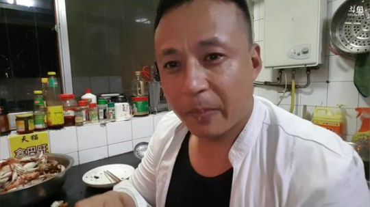 我本善良72发布了一个斗鱼视频2018-09-06