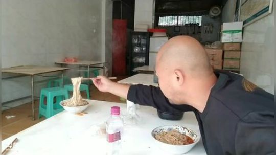 啊啊啊今天三缺一 2018-09-07 12点场