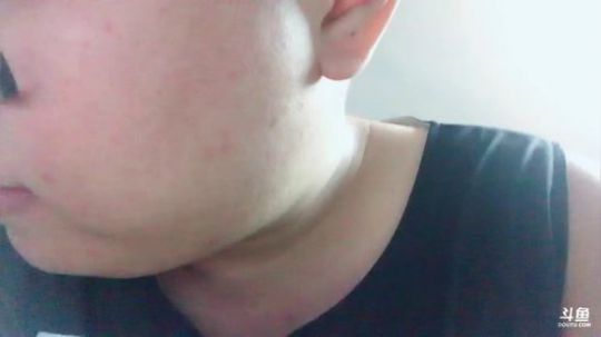 大牙:晚上OW啦。 2018-09-08 18点场