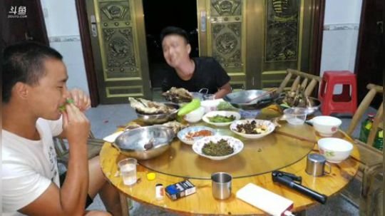 干个河沟玩玩。 2018-09-09 21点场