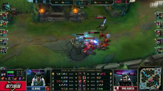 我在斗鱼看英雄联盟官方赛事直播英雄联盟