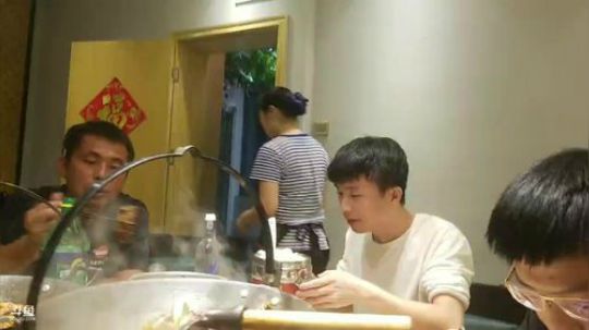 晚8点抽iPhoneXS.5000现金红 2018-09-20 18点场