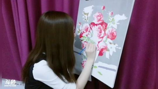 娜娜：中秋快乐～今天我还是个画家！！！ 2018-09-23 22点场