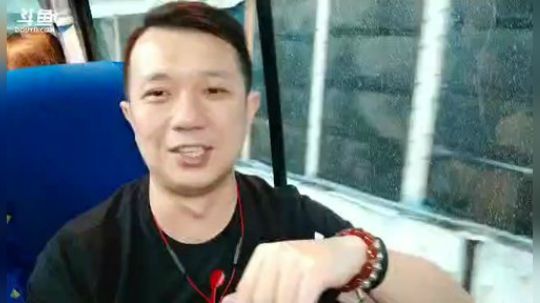 边哥东京现场户外:和小姐姐们周围逛逛！ 2018-09-21 16点场