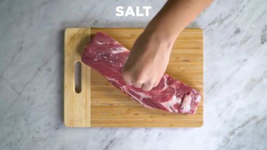 【美食教程】7个关于猪排的菜谱，让你晚上不再饿肚子！