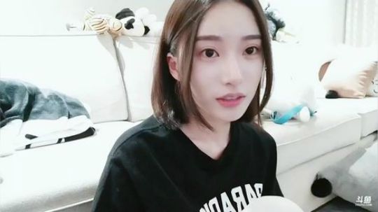 聊聊天，。 2018-09-26 23点场