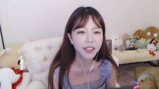 容易受伤的女人 265438 2018-09-28 00点场