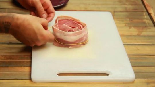 【美食教程】8种牛排的做法！