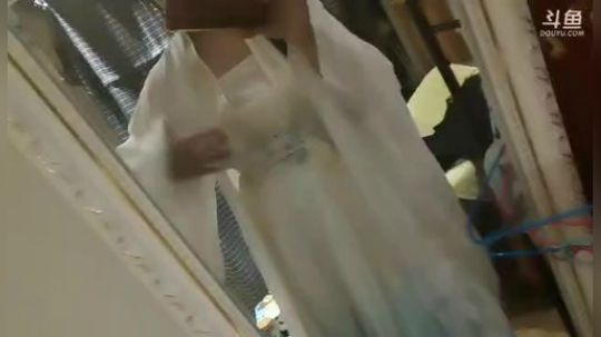 血染江山的画，怎敌你眉间一点朱砂 2018-09-25 01点场