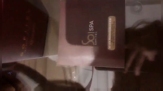 回贵阳老家啦，想你们 2018-10-02 00点场