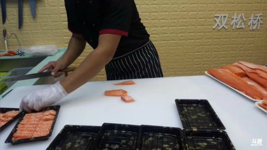 丿Good丶发布了一个斗鱼视频2018-10-05