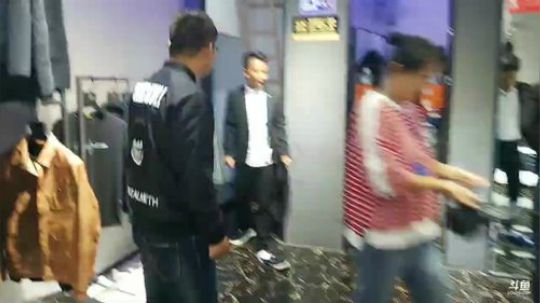 强仔县城的春天？？ 2018-10-09 11点场