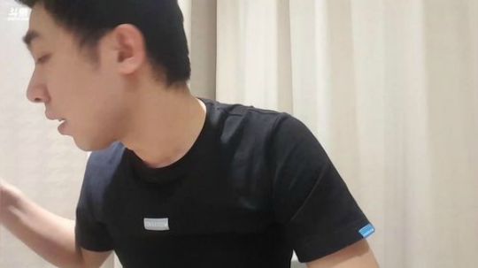 大鹏7889发布了一个斗鱼视频2018-10-10