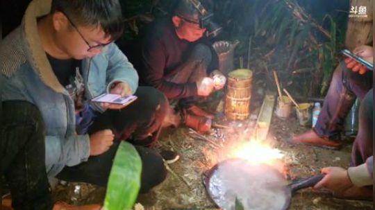 生活第二天，快饿死的节奏。 2018-10-13 19点场