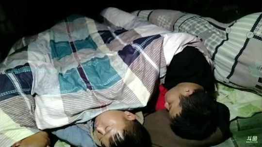 生活第二天，快饿死的节奏。 2018-10-13 21点场