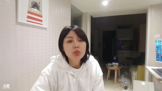 我本善良72发布了一个斗鱼视频2018-10-19