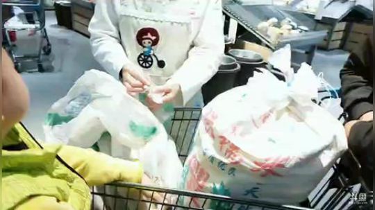 我想学钓鱼 2018-10-19 16点场