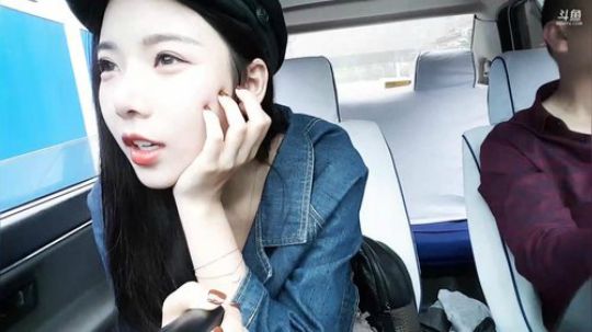 HHHISHHH发布了一个斗鱼视频2018-10-20