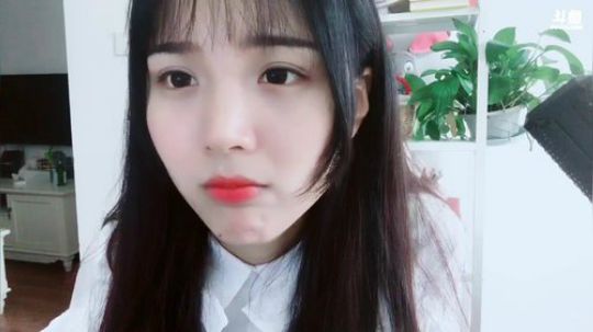 我在斗鱼看可爱的圆圆啊直播颜值横屏