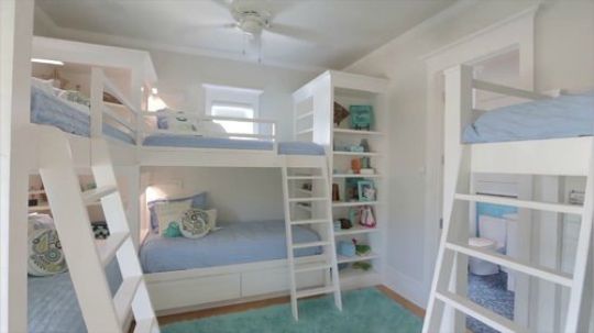 -豪宅欣赏-在佛罗里达州蓬特韦德拉海滩的一座明亮而温馨的度