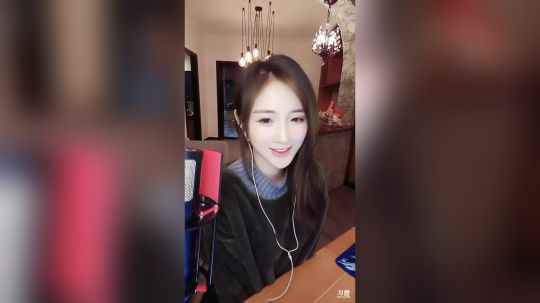 我在斗鱼看Hi丶兜仔直播颜值