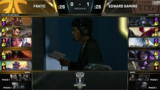 我在斗鱼看英雄联盟官方赛事直播英雄联盟