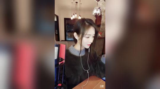 我在斗鱼看Hi丶兜仔直播颜值