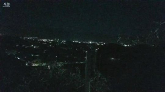 我在斗鱼看户外闯王直播户外