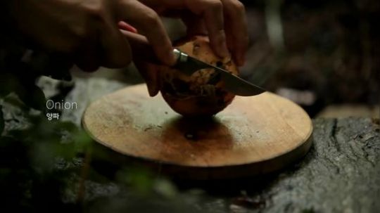 【露营烹饪】春雨山涧中的西式土豆饼