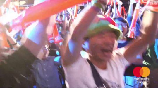 我在斗鱼看英雄联盟官方赛事直播英雄联盟
