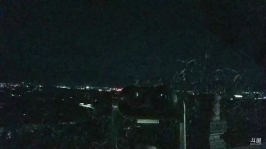 我在斗鱼看户外闯王直播户外