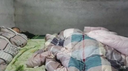我在斗鱼看魅力生活i直播美食