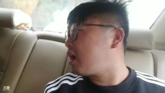 美食:魅力烤鱼 2018-10-23 16点场