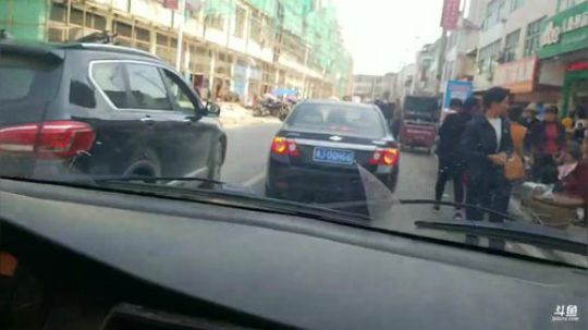 钓鱼，烧烤之旅。 2018-10-23 10点场