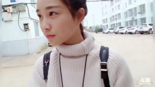肖淑洁生命中的光和盐发布了一个斗鱼视频2018-10-24