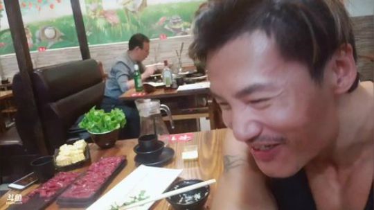 又是难熬的腿部训练，天呐 2018-10-26 20点场