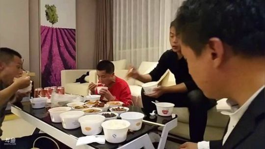 我本善良72发布了一个斗鱼视频2018-10-26