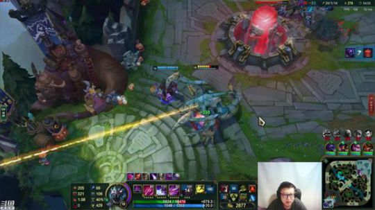 我在斗鱼看东北大鹌鹑直播英雄联盟