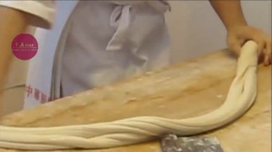 【人文科普】方便面是如何生产的+拉~~~~面