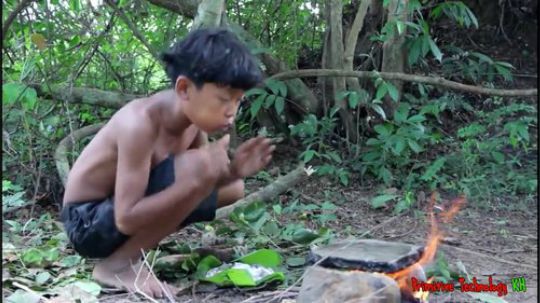 【荒野戏精】~两个小戏精~一脚踹飞你~叫你偷吃我的八爪鱼~