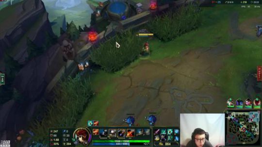 登月团丶离去发布了一个斗鱼视频2018-10-28