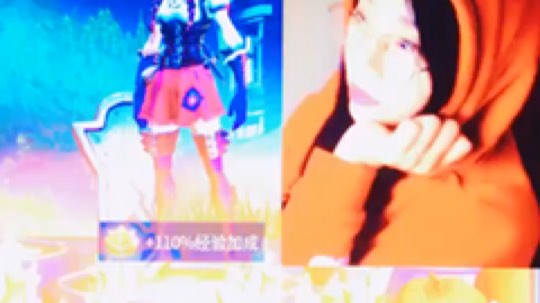 万圣节将至，根据视频编个故事写在回复里，万圣节当天回复赞最多